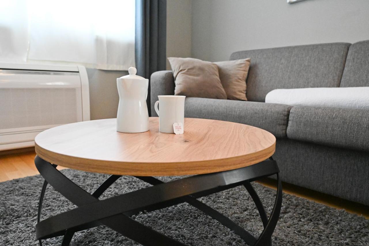 Apartman Zadar City Inn 2 & Free Private Parking Exterior foto